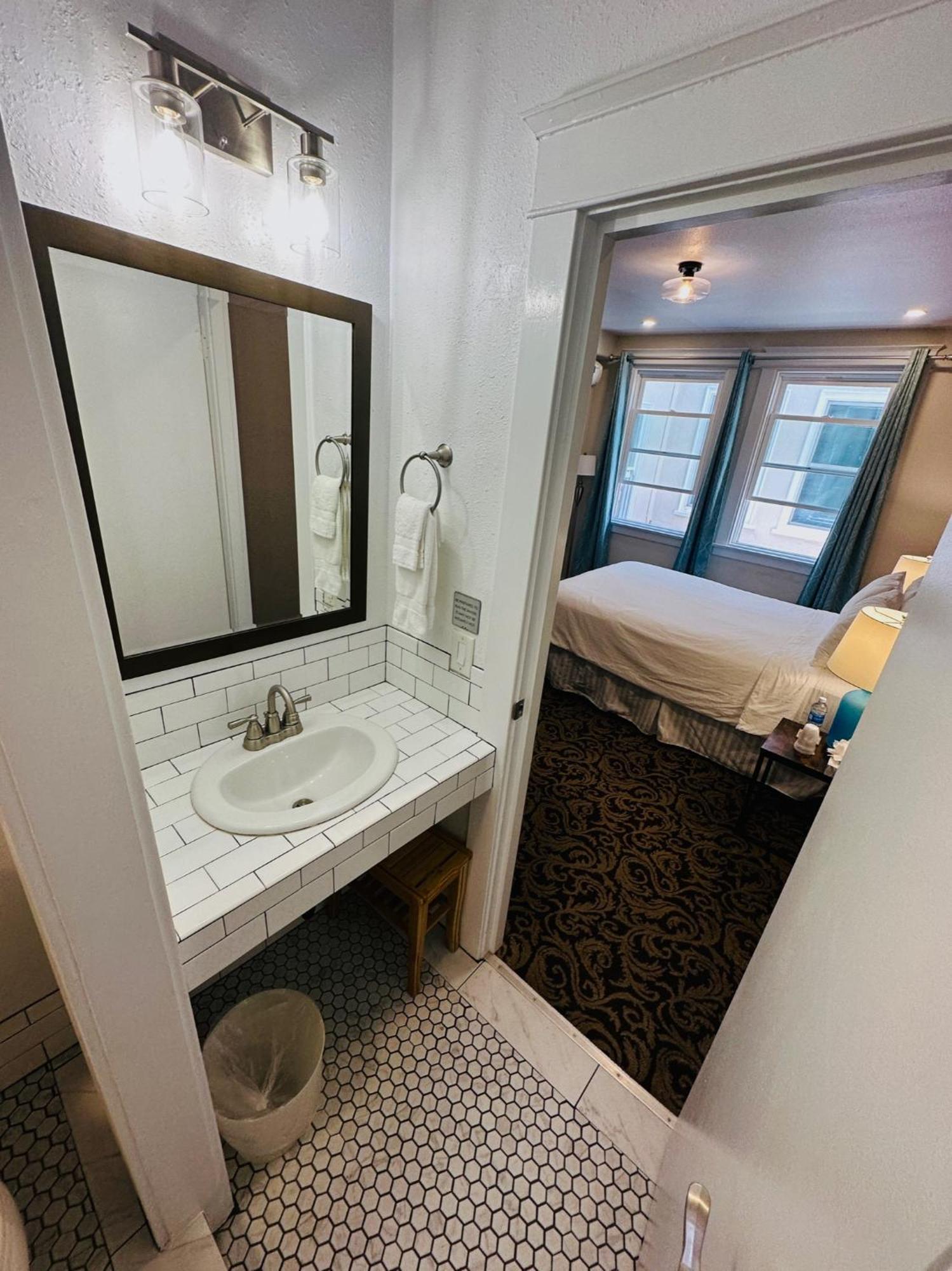 The Edgewater Hotel Avalon Ngoại thất bức ảnh