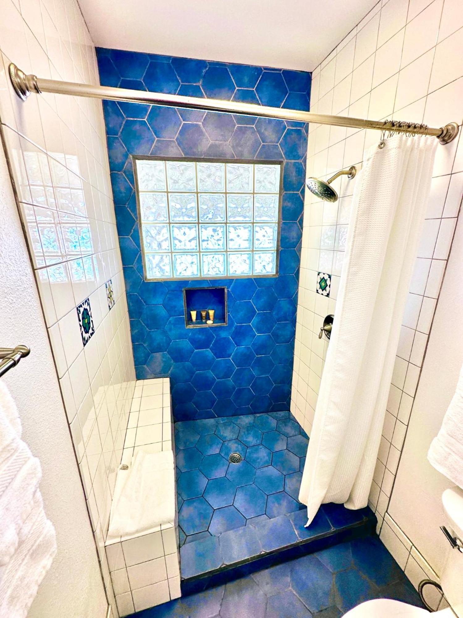The Edgewater Hotel Avalon Ngoại thất bức ảnh