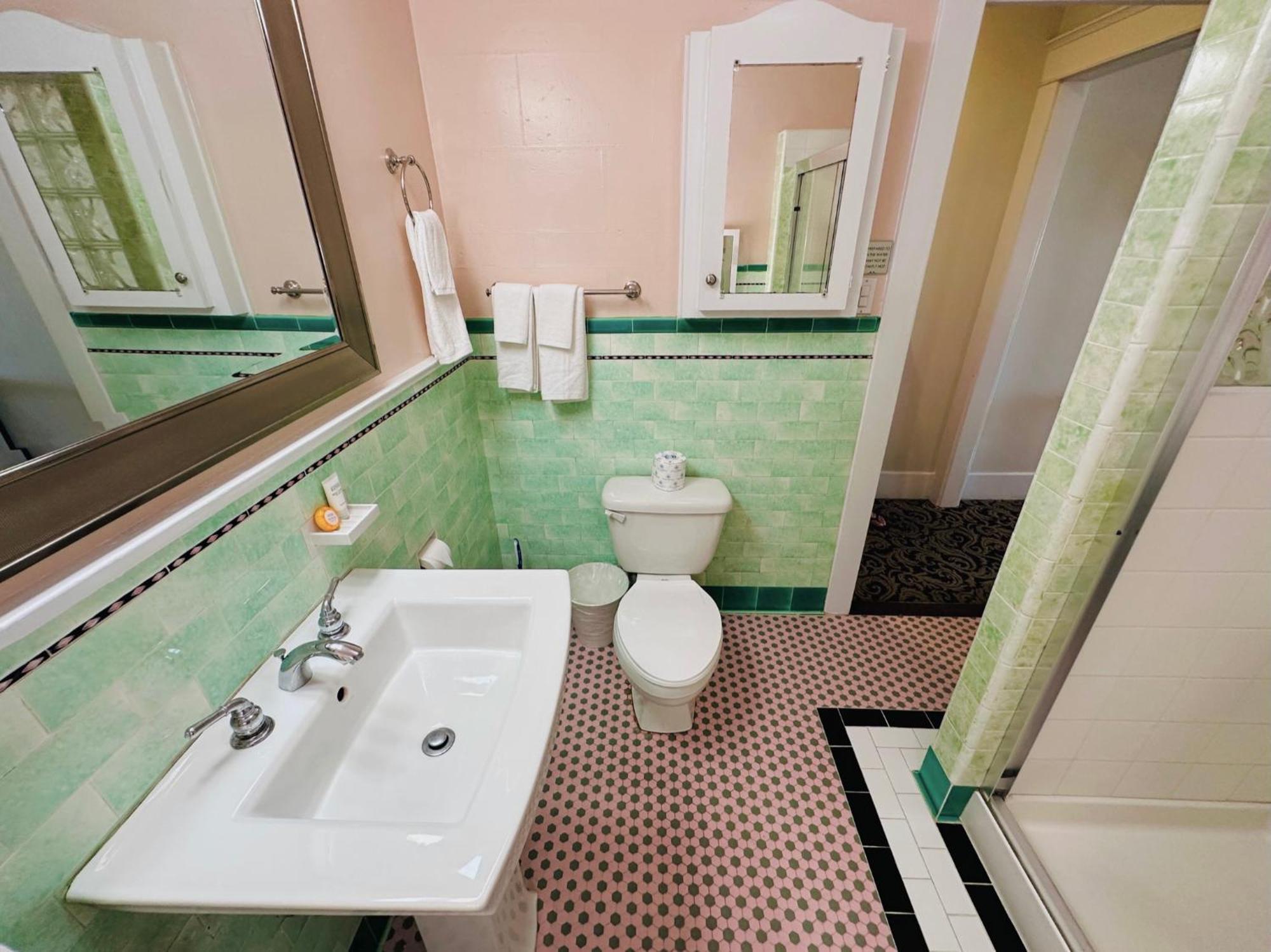 The Edgewater Hotel Avalon Ngoại thất bức ảnh